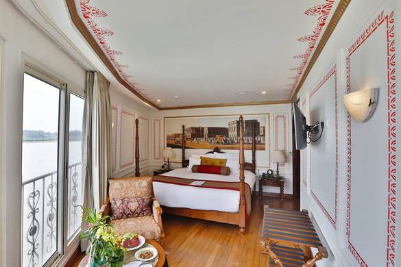 RV Ganges Voyager Heritage Suite ©CroisiEurope 1.JPG